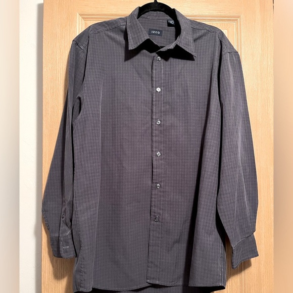 IZOD Men’s Long Sleeve Button Down Shirt - Picture 1 of 9